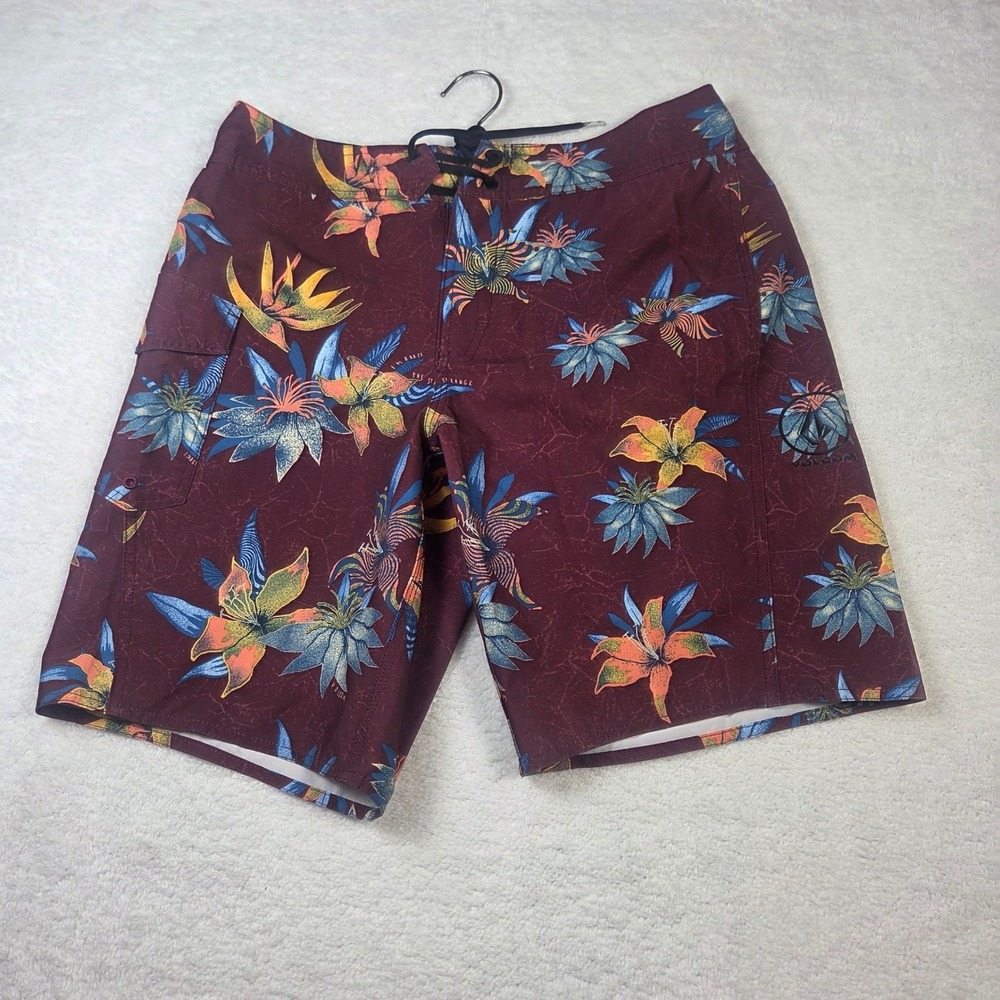 Volcom Mens Board Shorts Maroon Tropical Floral Print Swim Trunks Size 30